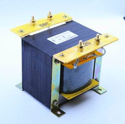 普通隔離變壓器和屏蔽隔離變壓器的區別