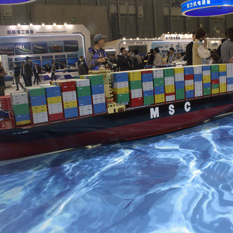 1701831498872875.jpg 華興變壓器在2023年上海海事展中的精彩瞬間