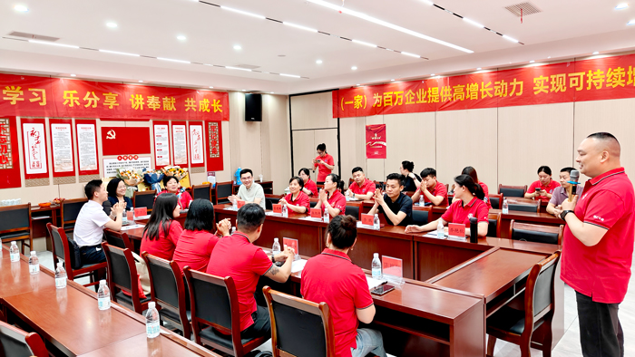 1747632792544219.jpg 從管理認(rèn)知突破到技術(shù)創(chuàng)新:華興變壓器的行業(yè)突圍路